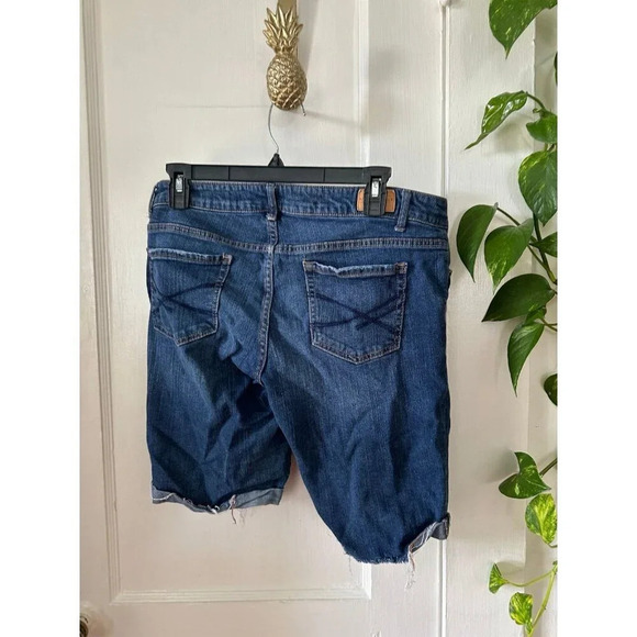 Aeropostale Bermuda Jean Shorts women’s size 10 - Picture 6 of 7